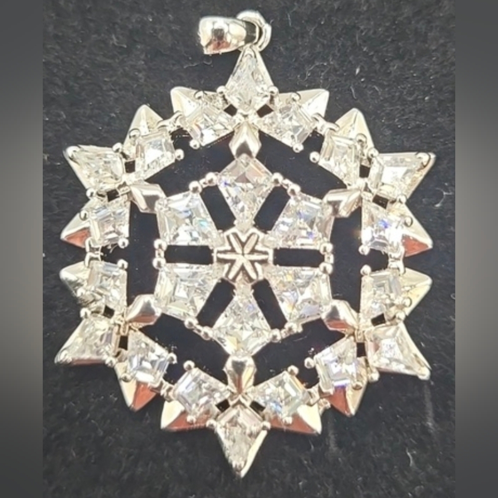 Swarovski Silvertone Crystal Snowflake Pendant Large Winter Pendant